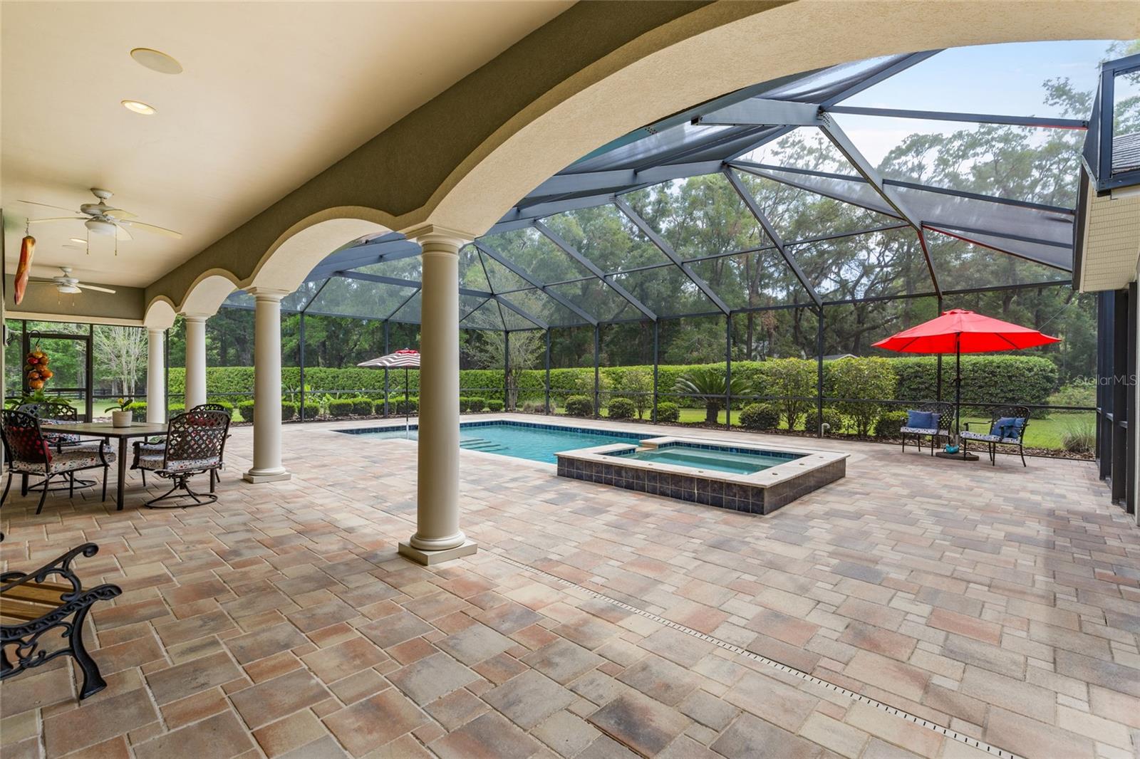 WYNDSONG MANOR - Residential