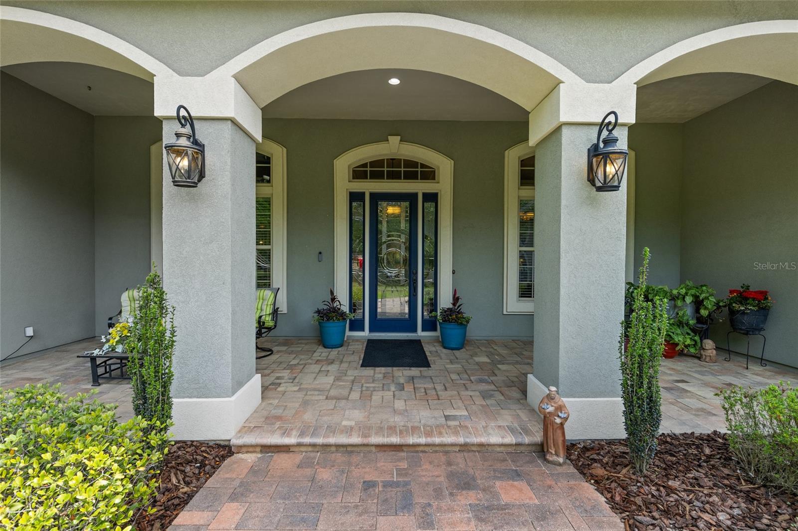 WYNDSONG MANOR - Residential