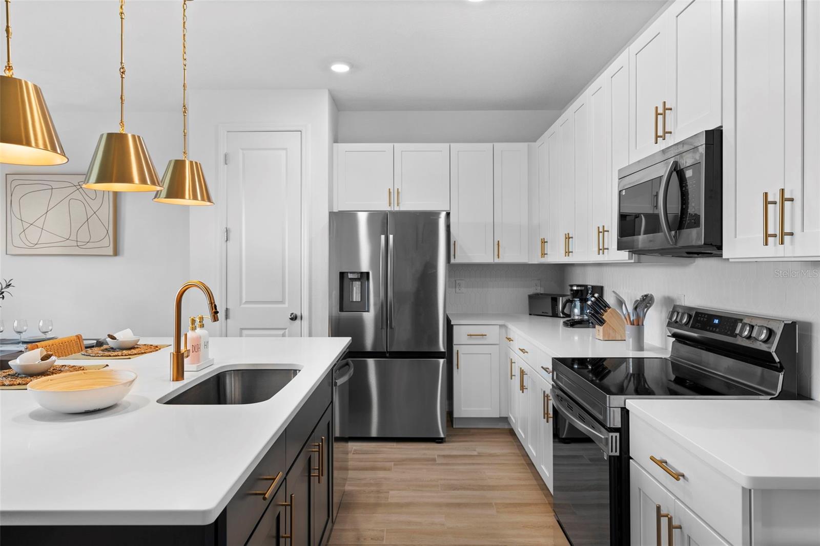 FESTIVAL PH 5 - Residential