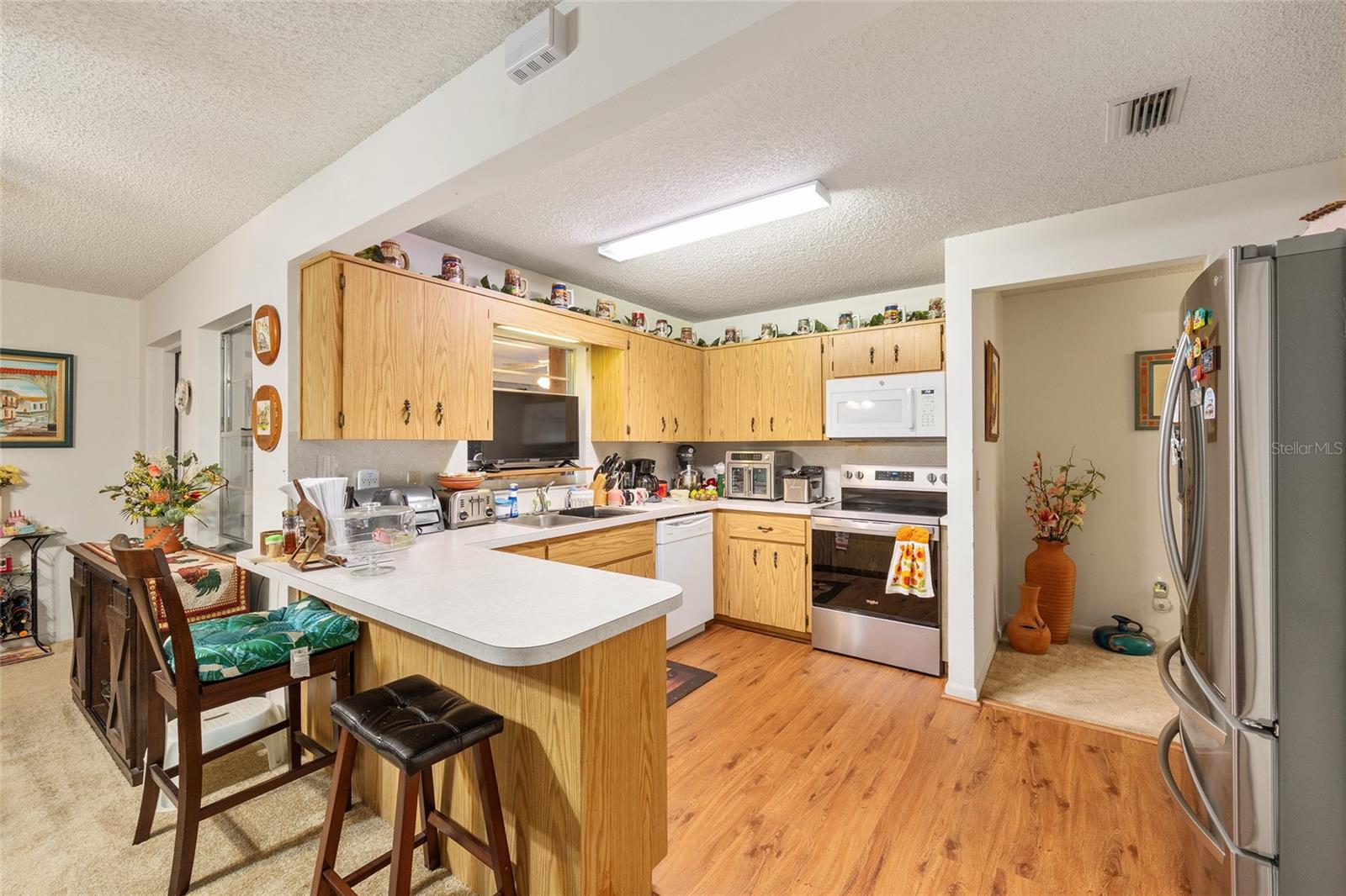 CIRCLE SQUARE WOODS - Residential