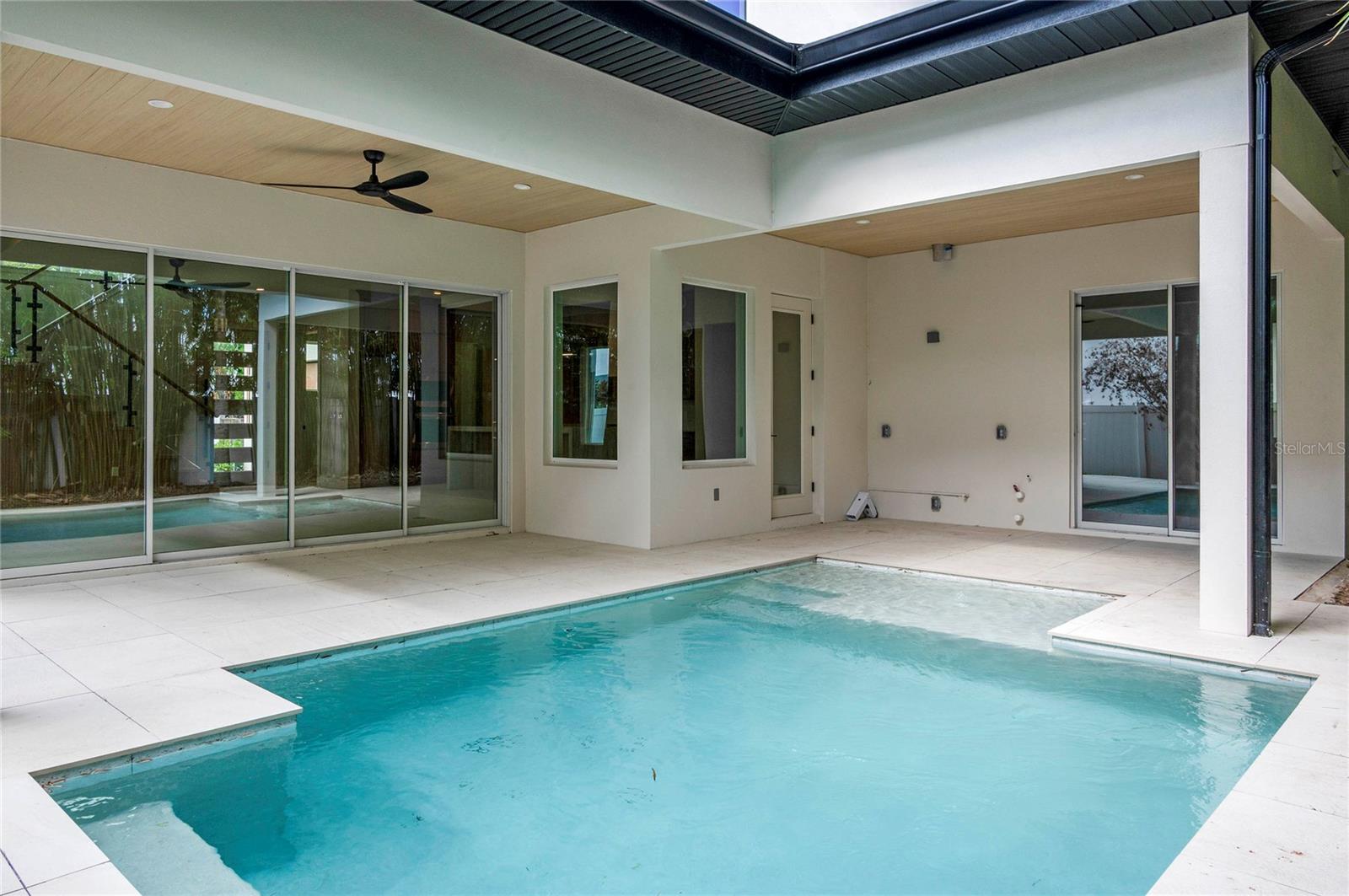 LAKE KILLARNEY SHORES - Residential