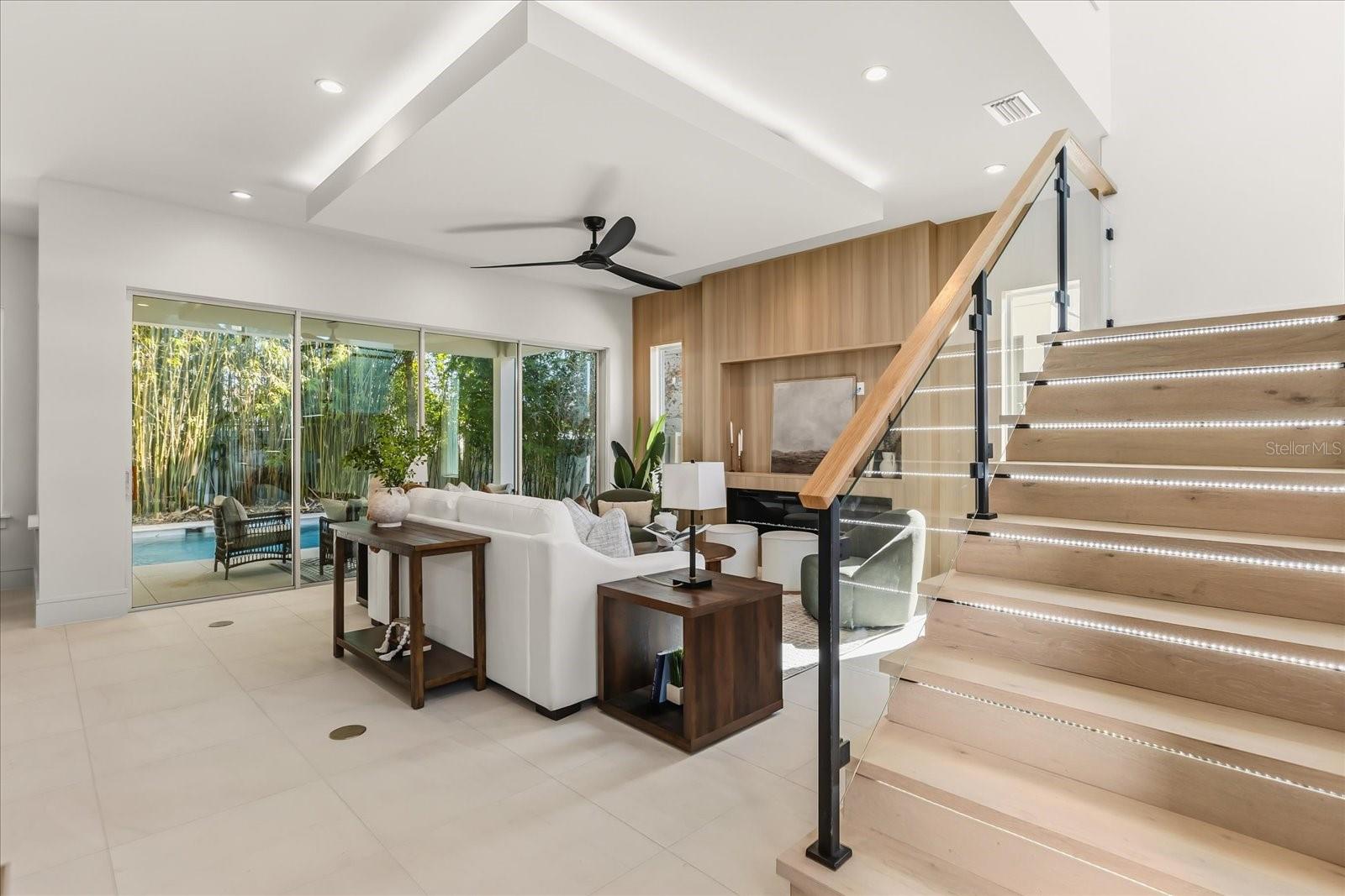 LAKE KILLARNEY SHORES - Residential