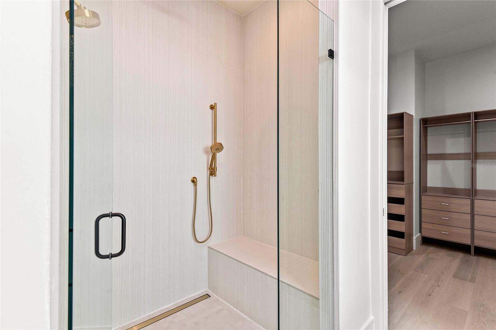 LAKE KILLARNEY SHORES - Residential