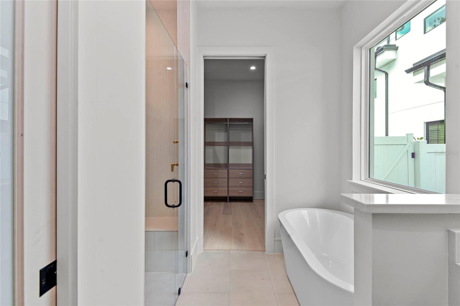 LAKE KILLARNEY SHORES - Residential