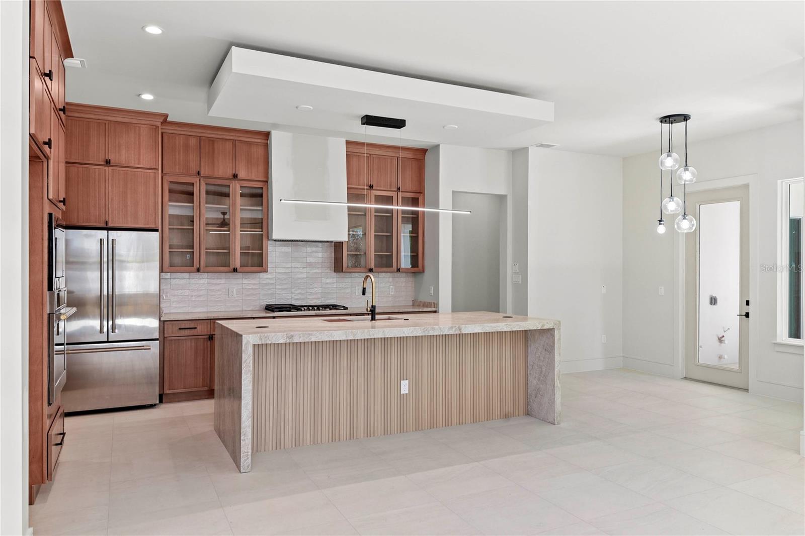 LAKE KILLARNEY SHORES - Residential