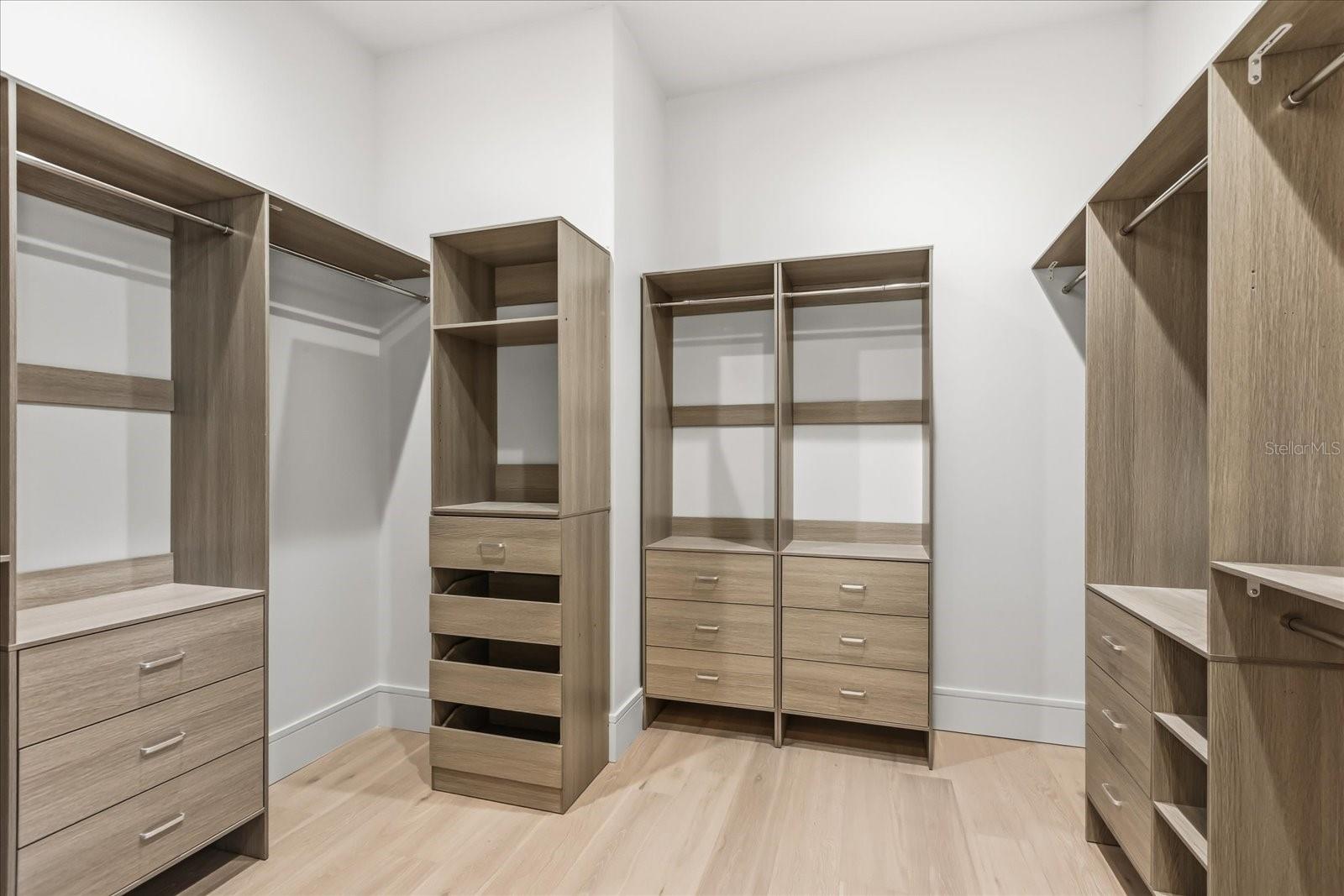 LAKE KILLARNEY SHORES - Residential