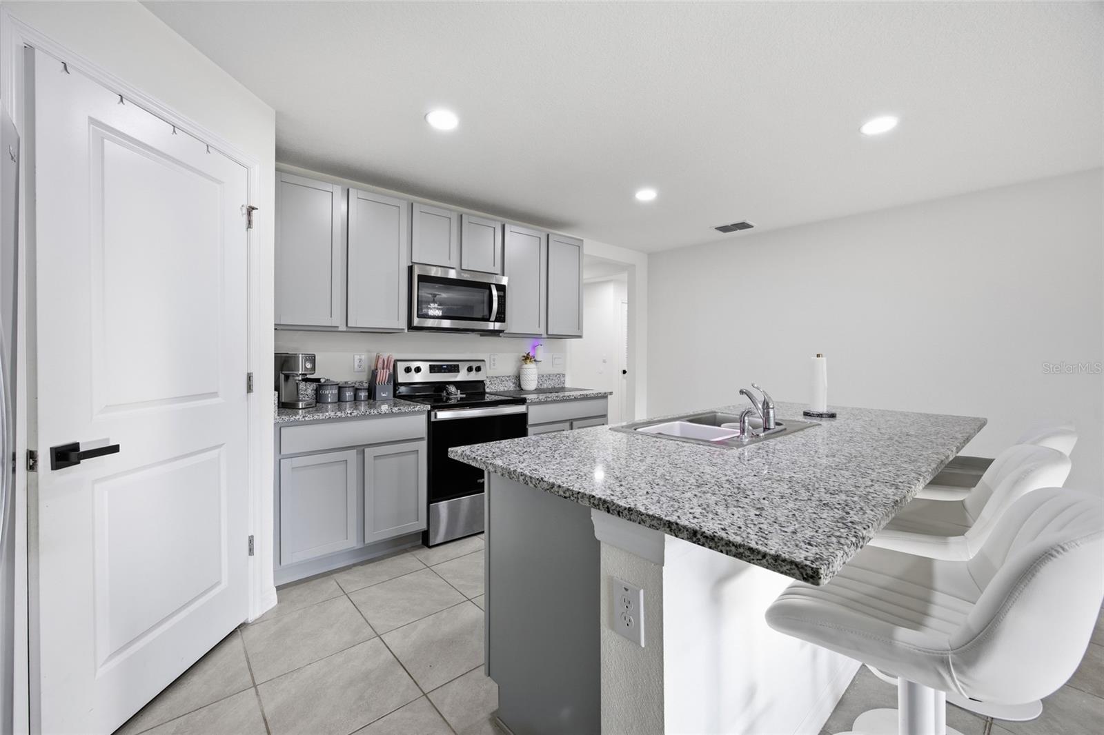 MARION OAKS UN 3 - Residential