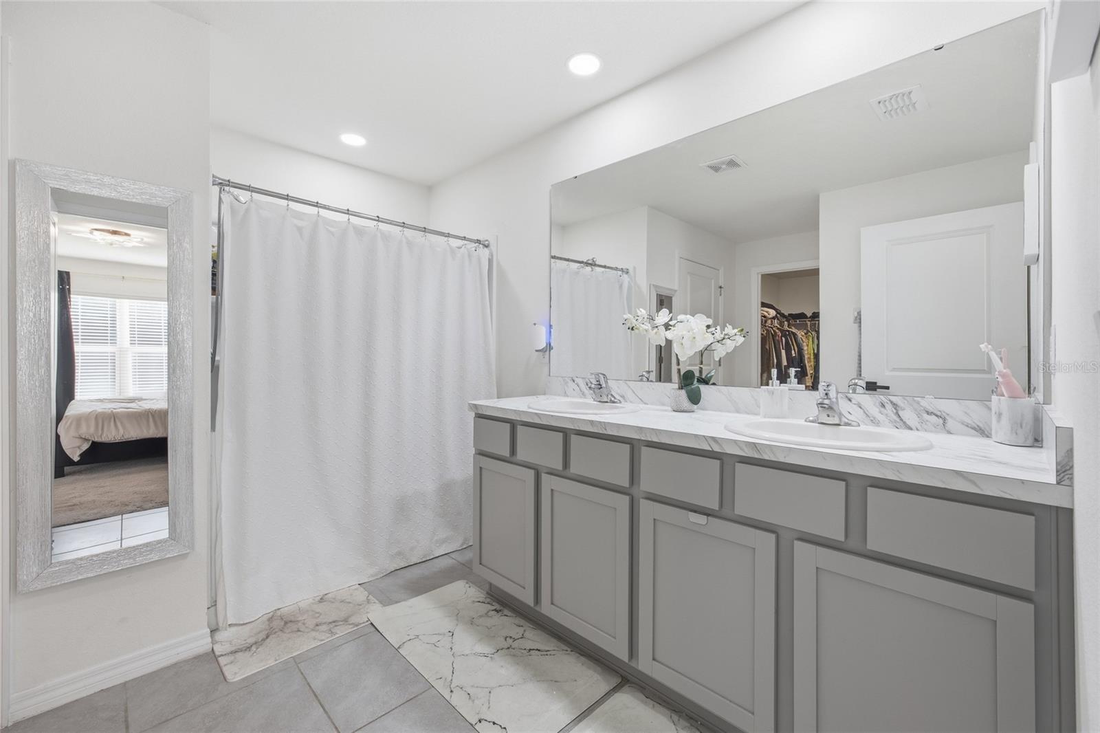 MARION OAKS UN 3 - Residential