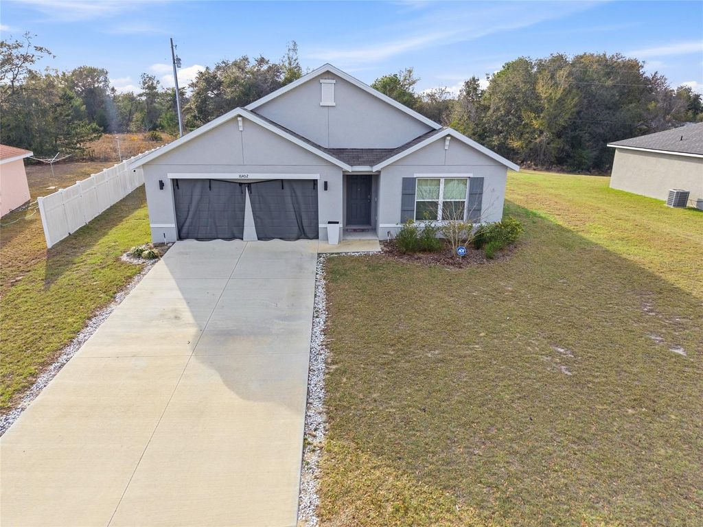 Photo of 16402 SW 17th Terrace Road, Ocala, FL 34473 (MLS # OM720319)