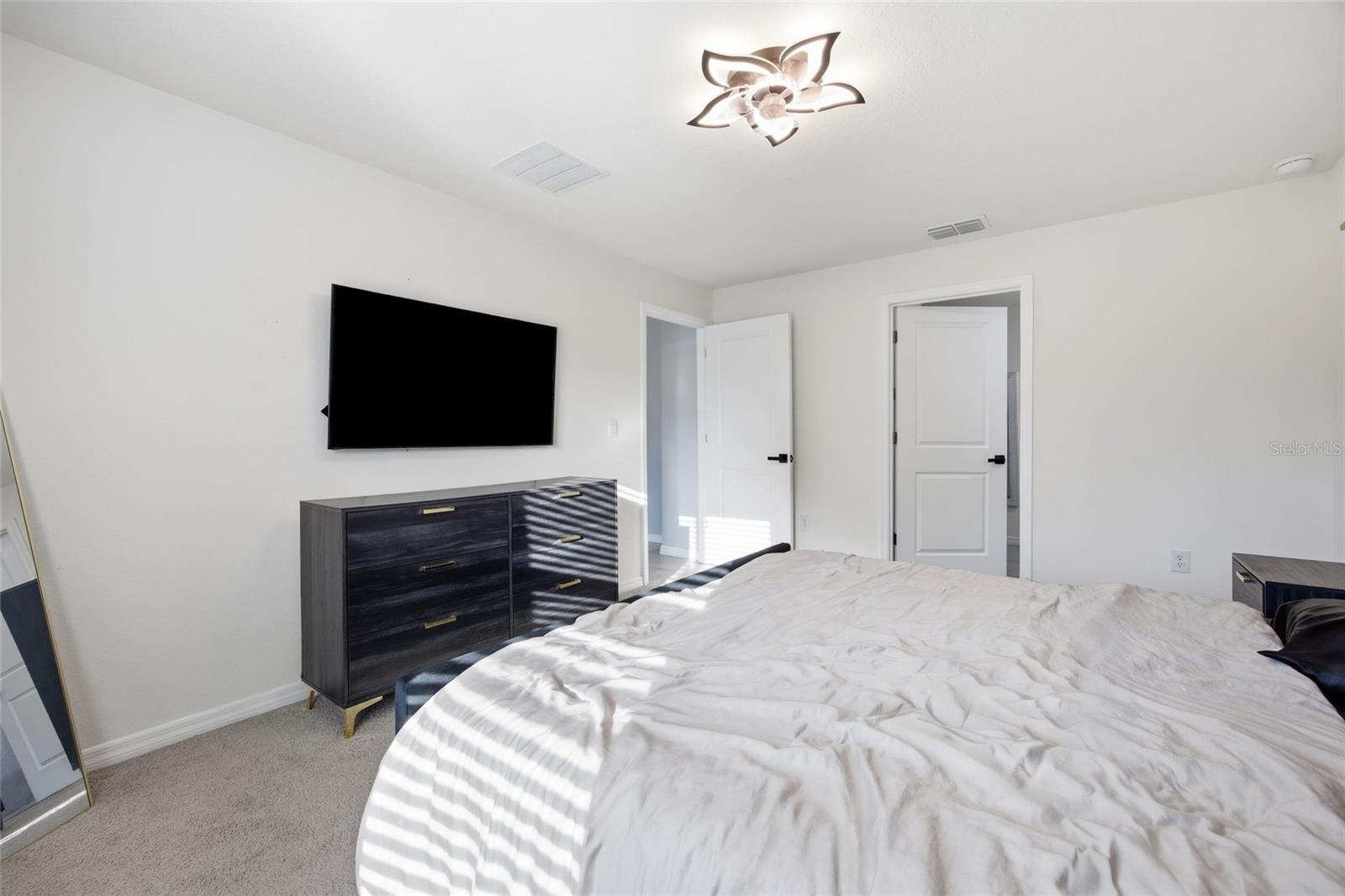 MARION OAKS UN 3 - Residential