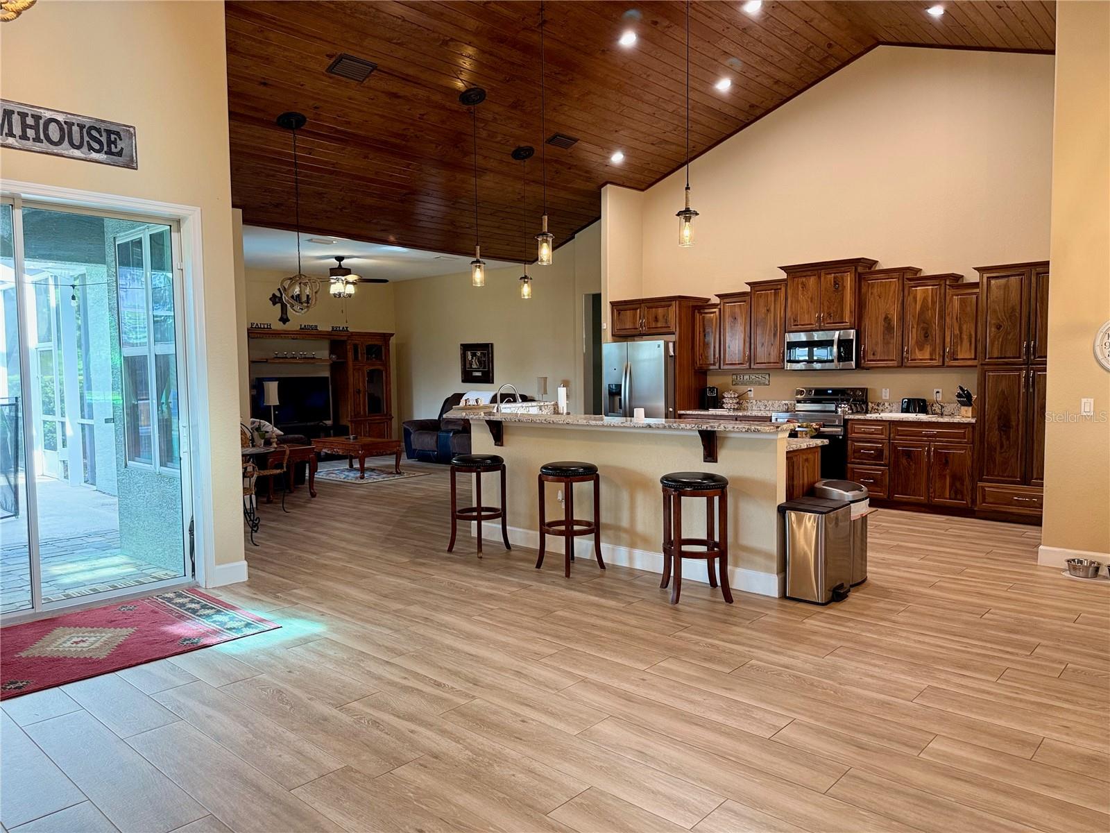 ASHLEY OAKS - Residential