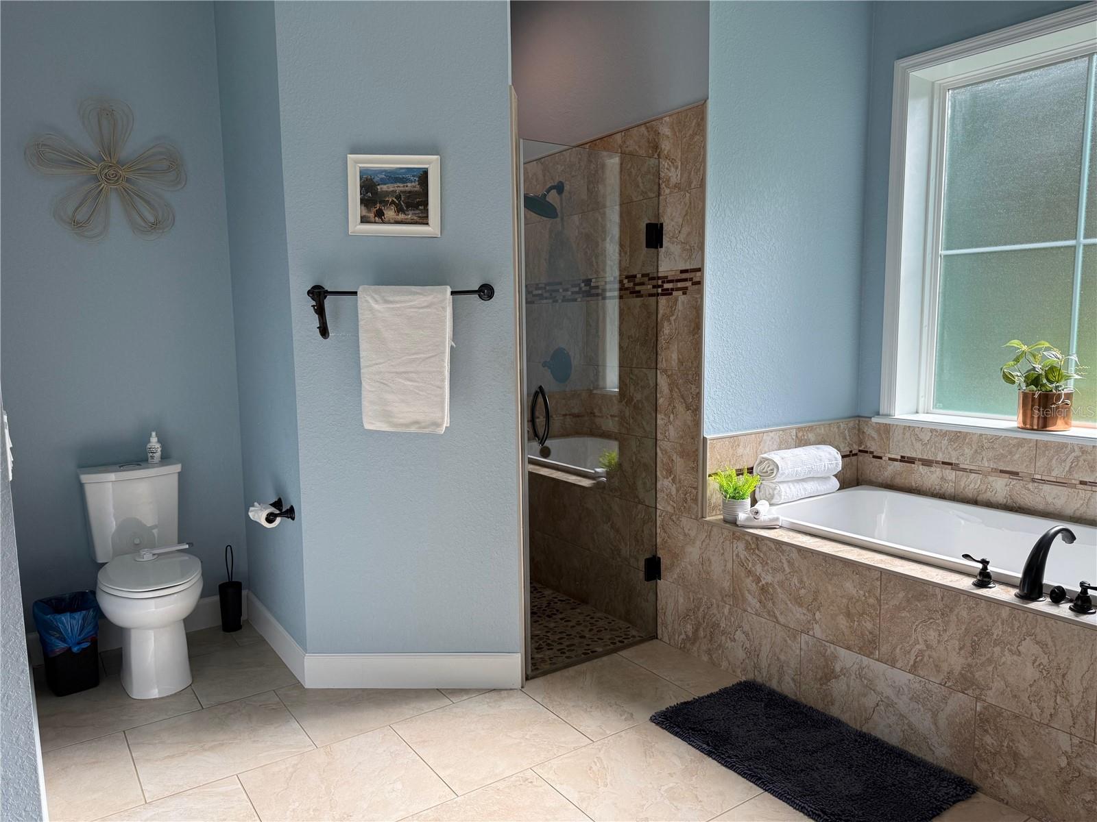 ASHLEY OAKS - Residential