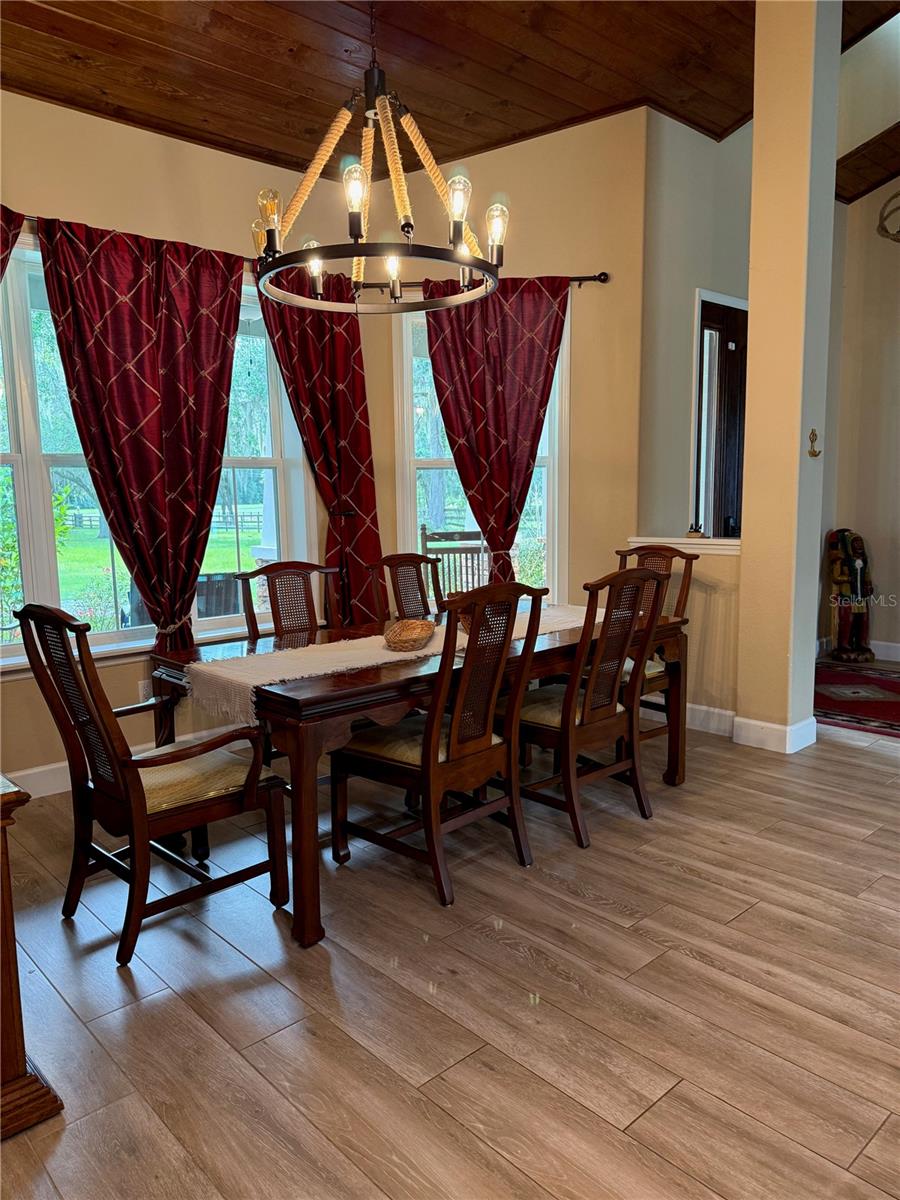 ASHLEY OAKS - Residential