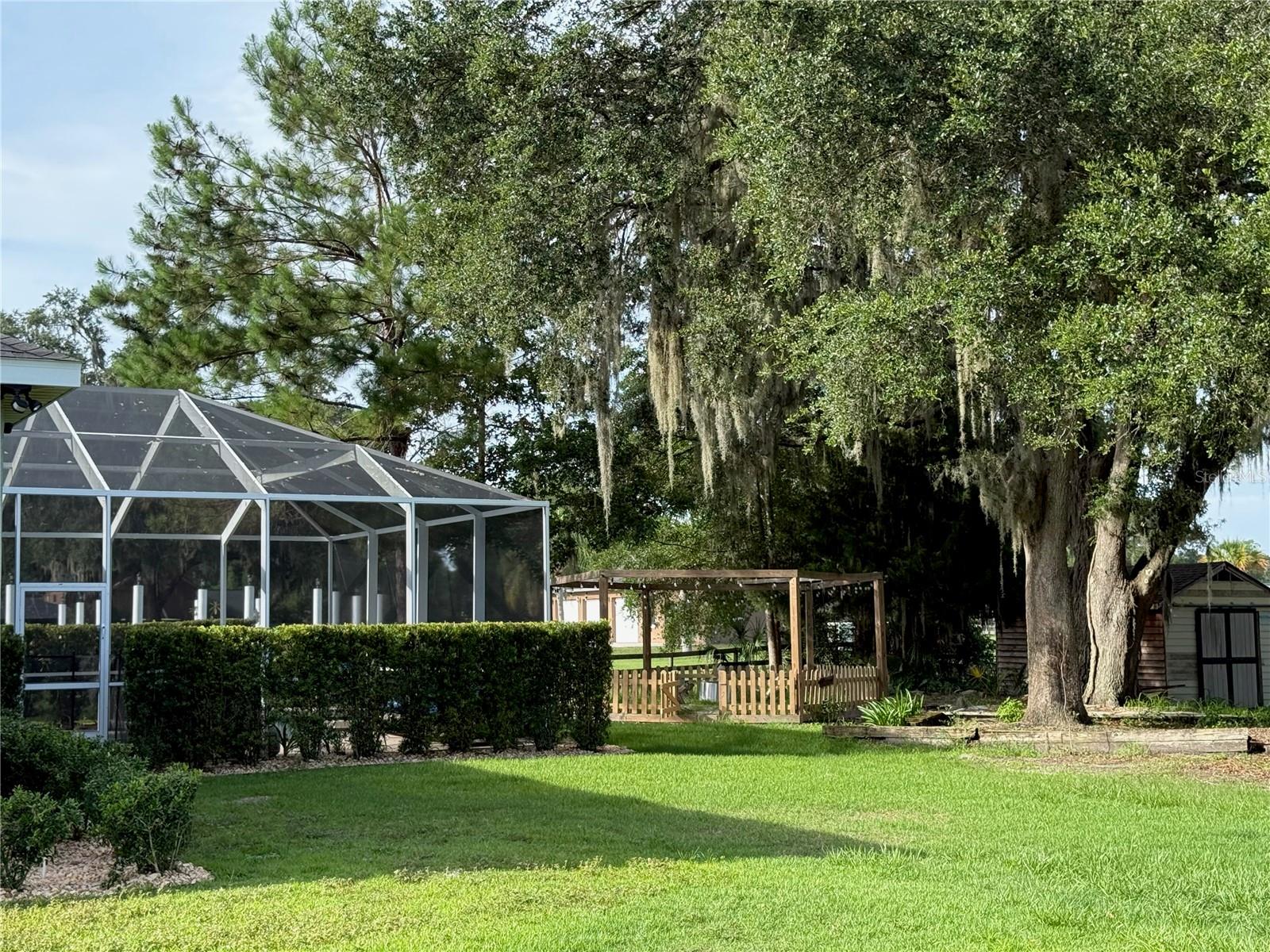 ASHLEY OAKS - Residential