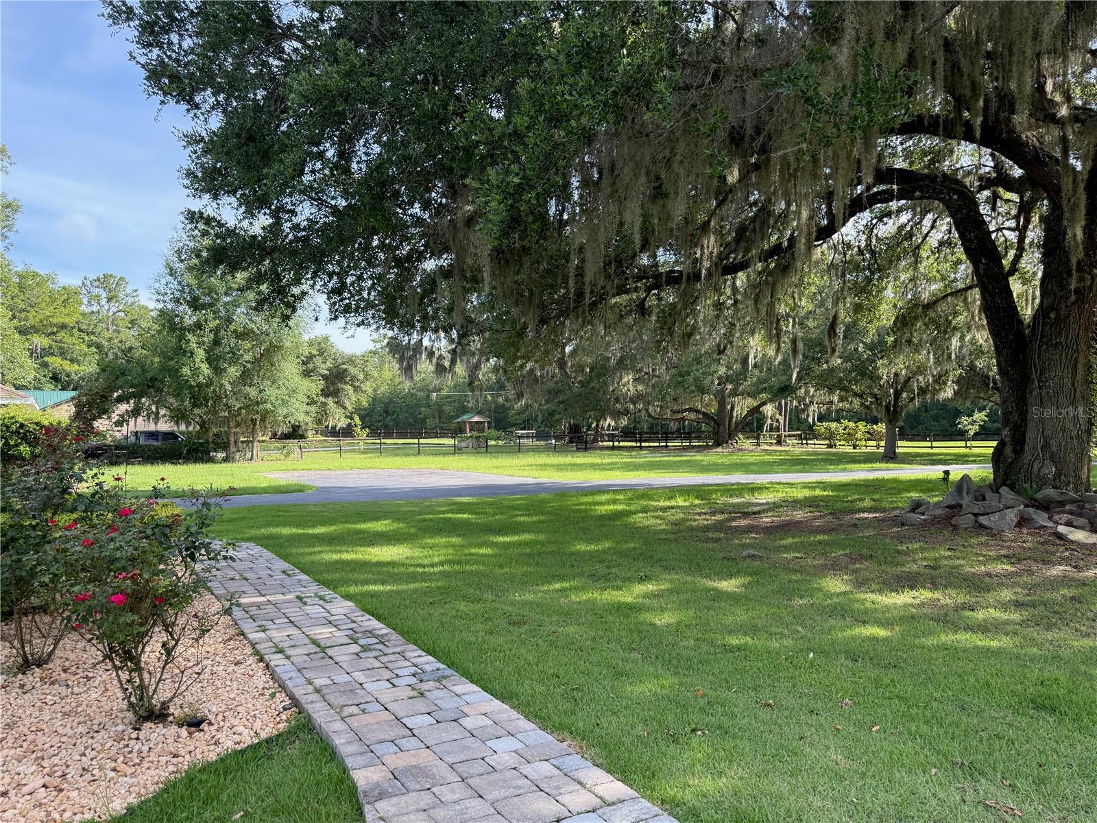 ASHLEY OAKS - Residential