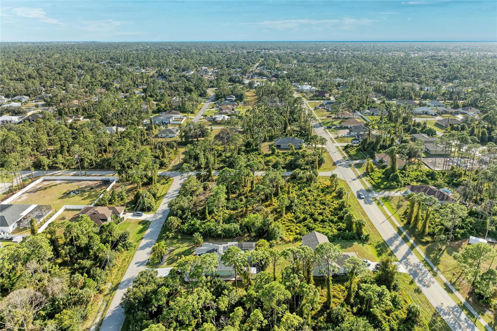 PORT CHARLOTTE SUB 33 - Land