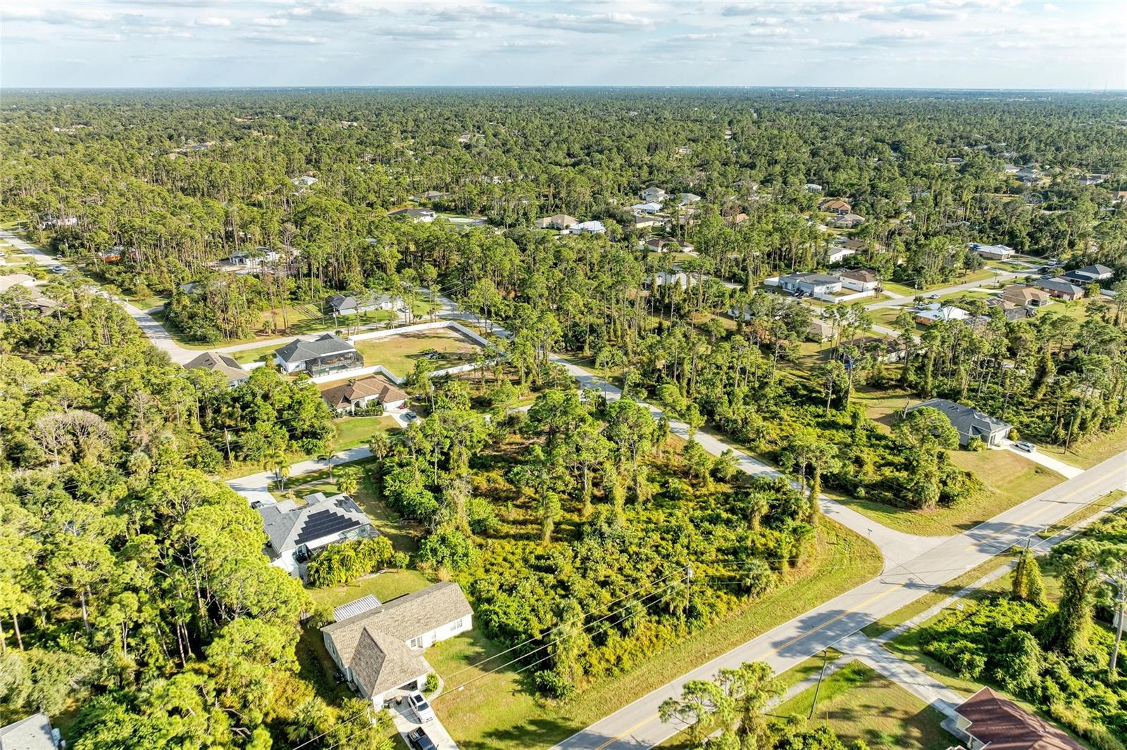 PORT CHARLOTTE SUB 33 - Land