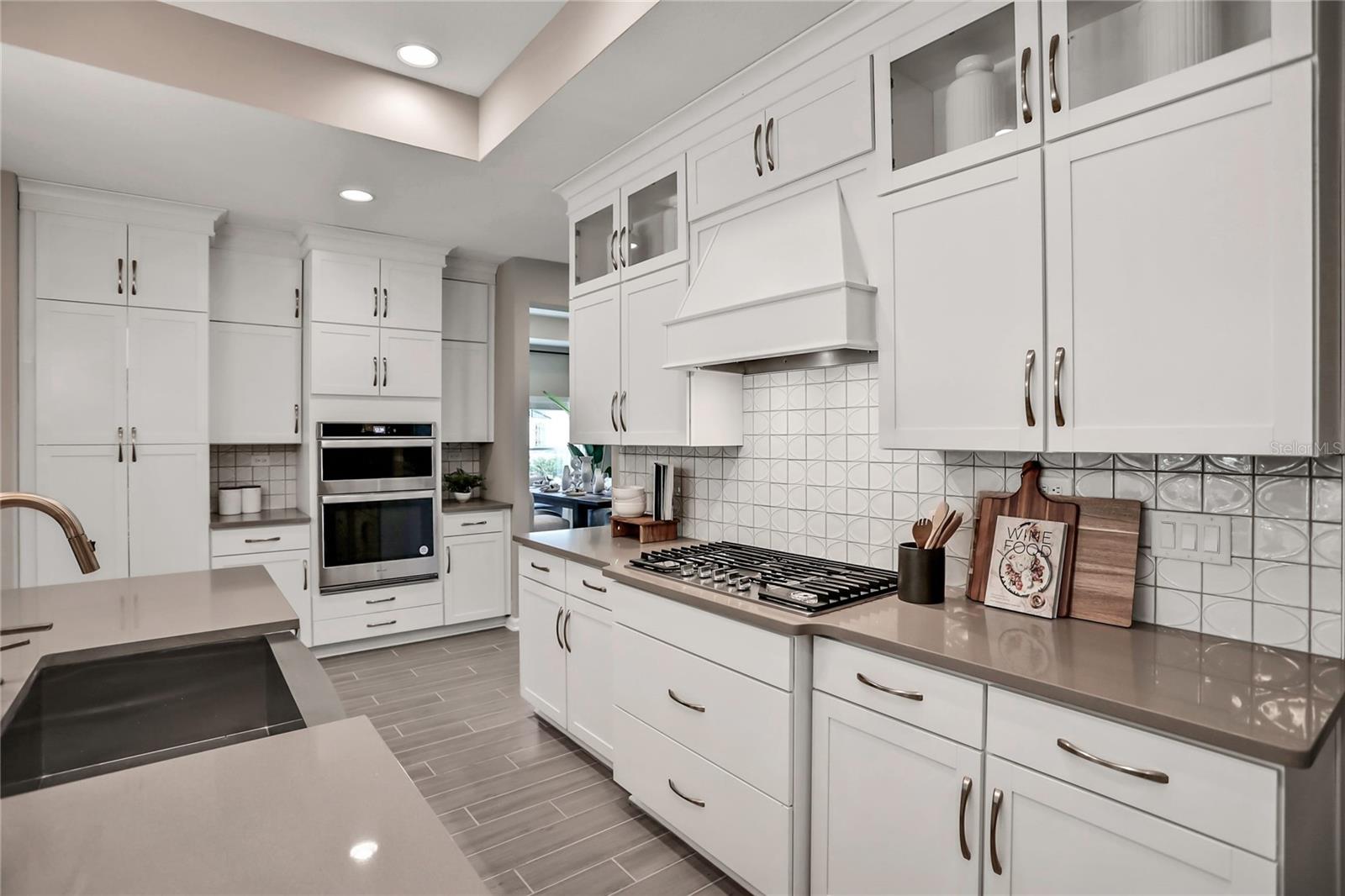 HOLLY LANDING SILVERLEAF - Residential