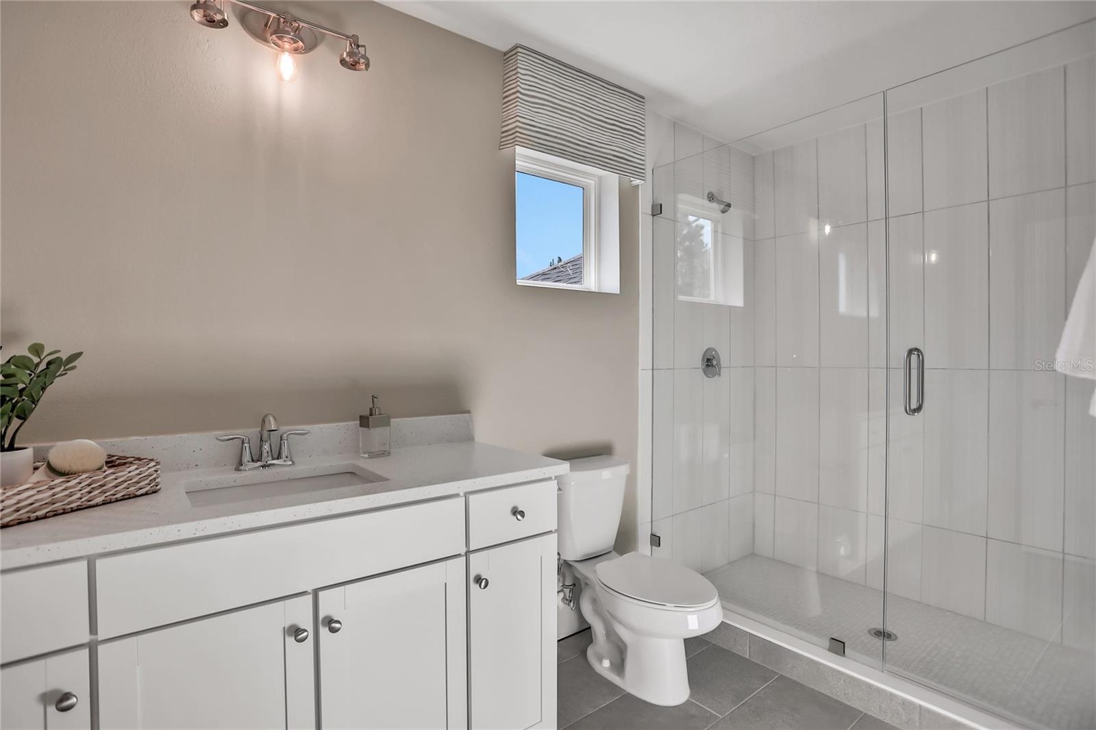 HOLLY LANDING SILVERLEAF - Residential