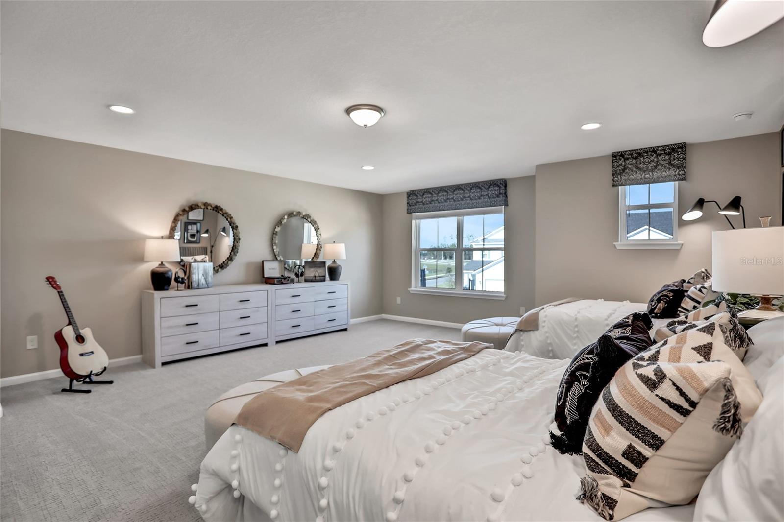 HOLLY LANDING SILVERLEAF - Residential