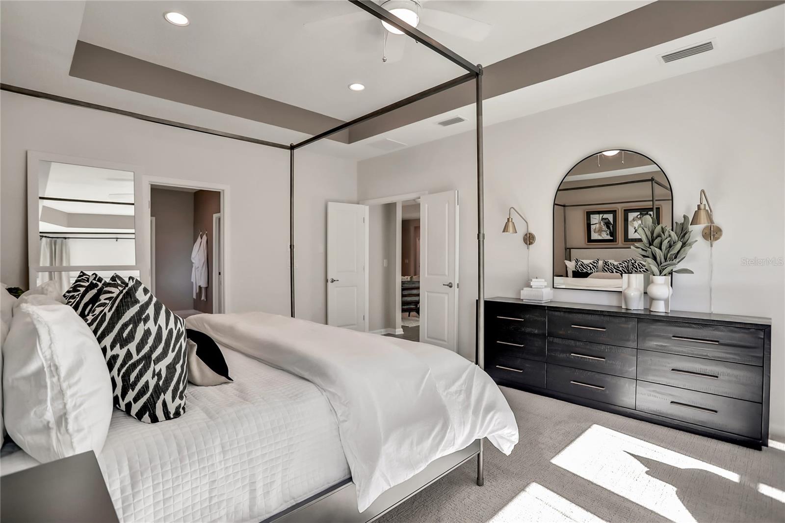 HOLLY LANDING SILVERLEAF - Residential