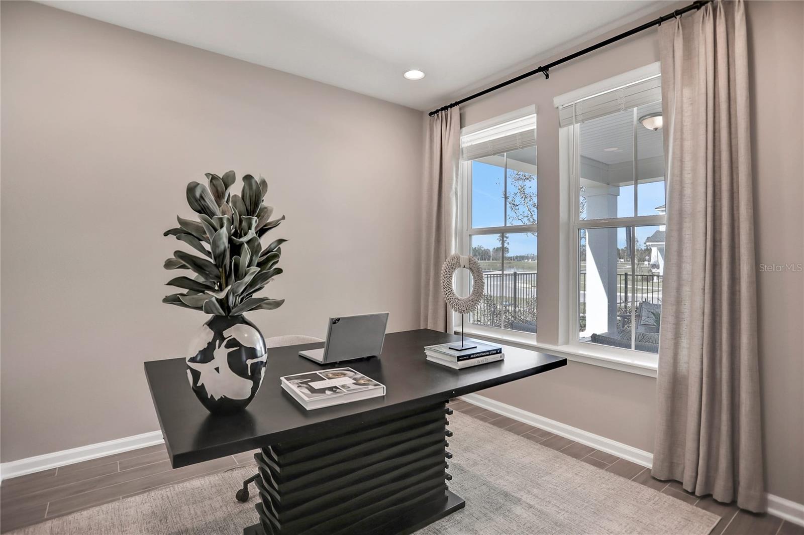 HOLLY LANDING SILVERLEAF - Residential