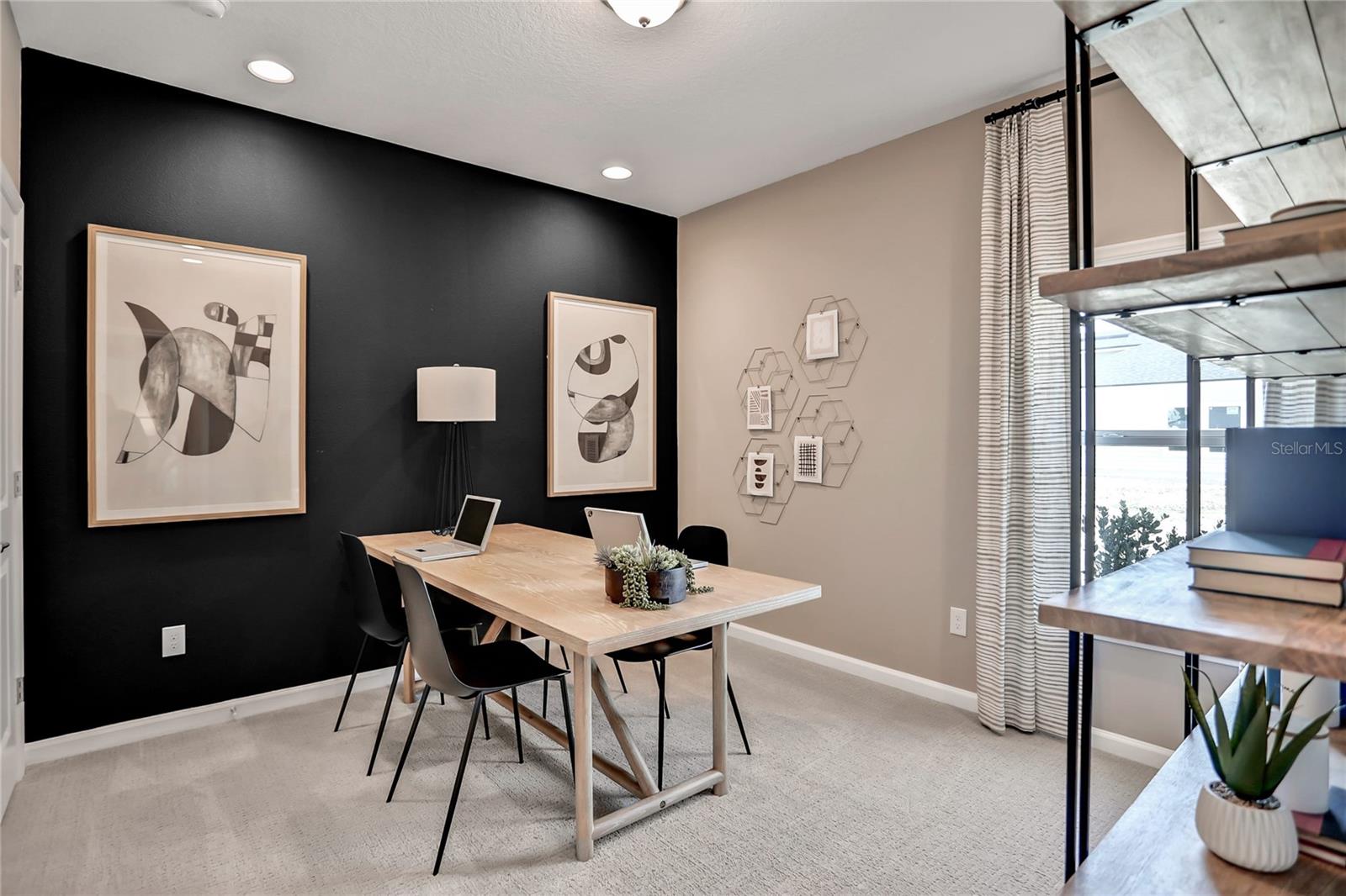 HOLLY LANDING SILVERLEAF - Residential