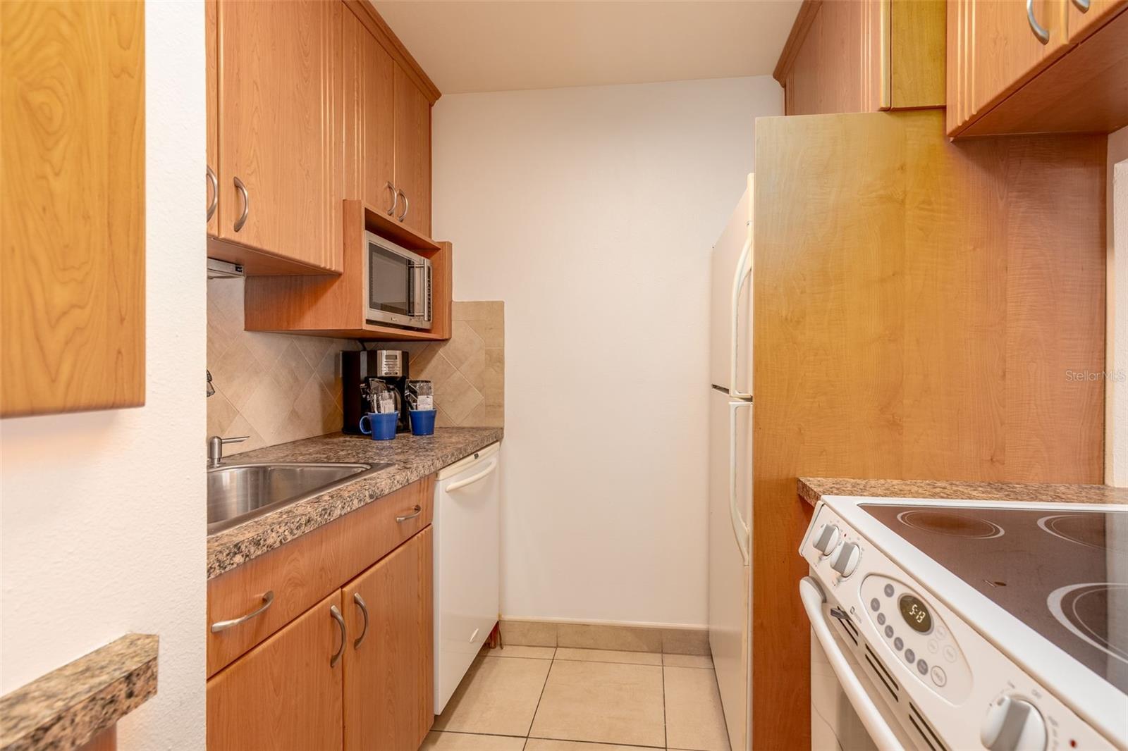 SUNSET CHATEAU CONDO - Residential