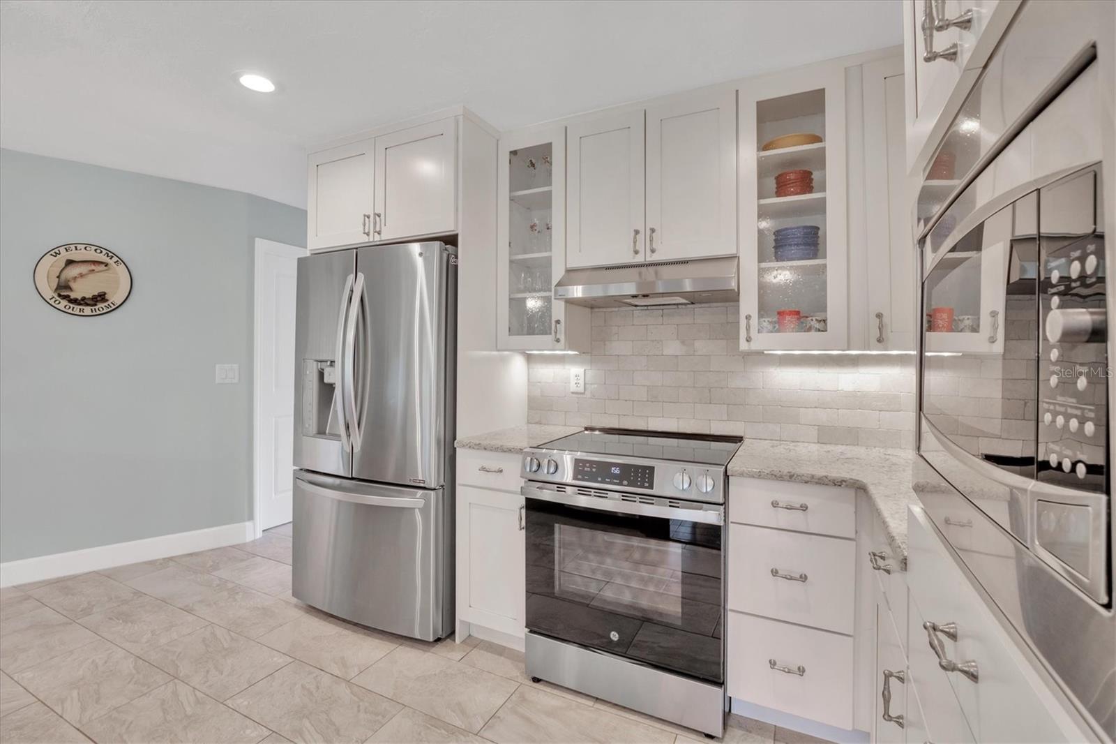 395 W ROSSETTI DRIVE