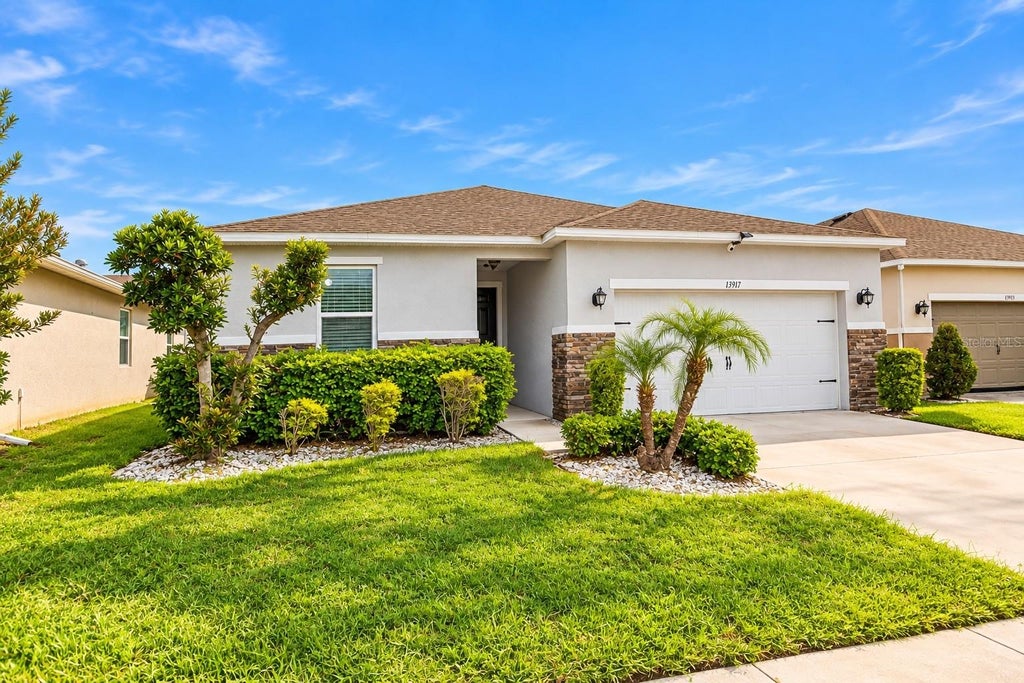 Photo of 13917 Rushing Creek Run, Orlando, FL 32824 (MLS # O6450993)