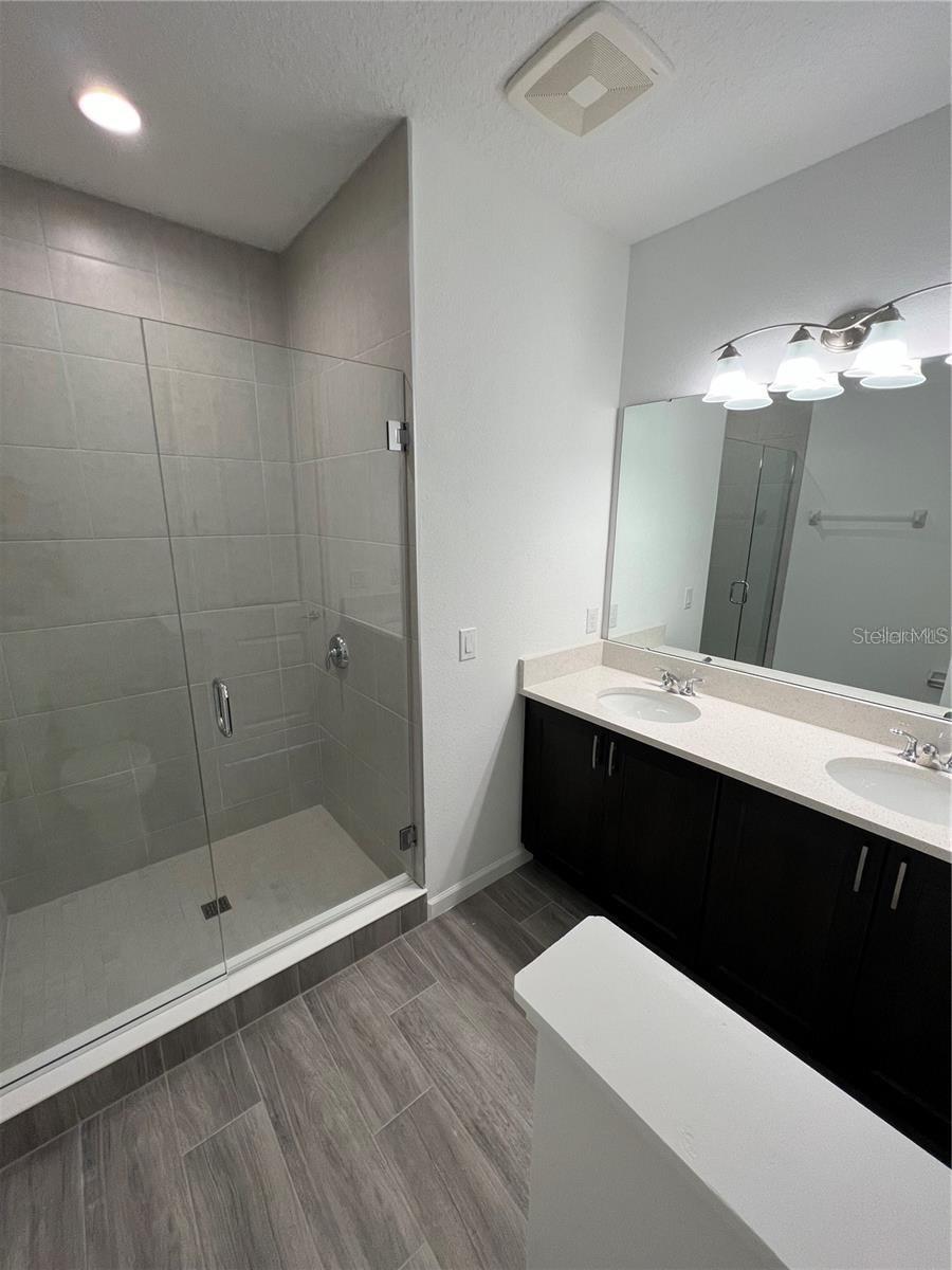 BRIX/THE PACKING DISTRICT - Residential