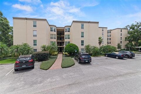 Photo of 202 Quayside Circle #404, Maitland, FL 32751 (MLS # O6343385)