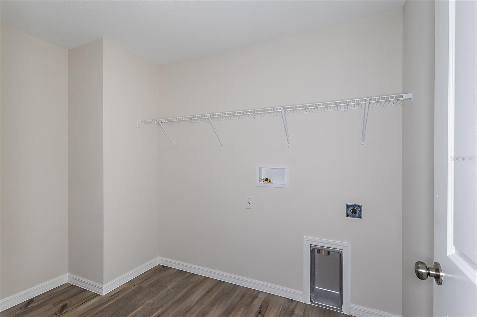 SCENIC TERRACE - Residential