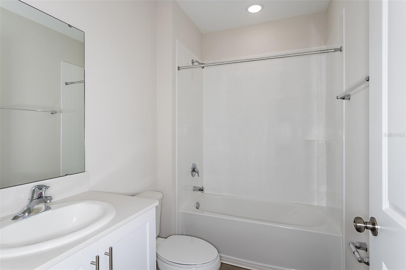 SCENIC TERRACE - Residential