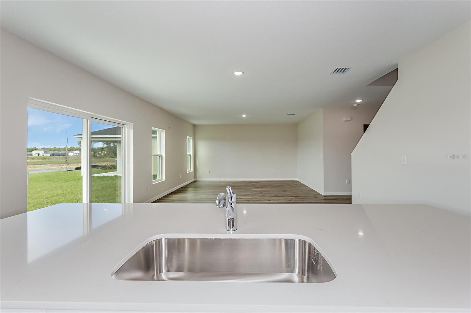 SCENIC TERRACE - Residential