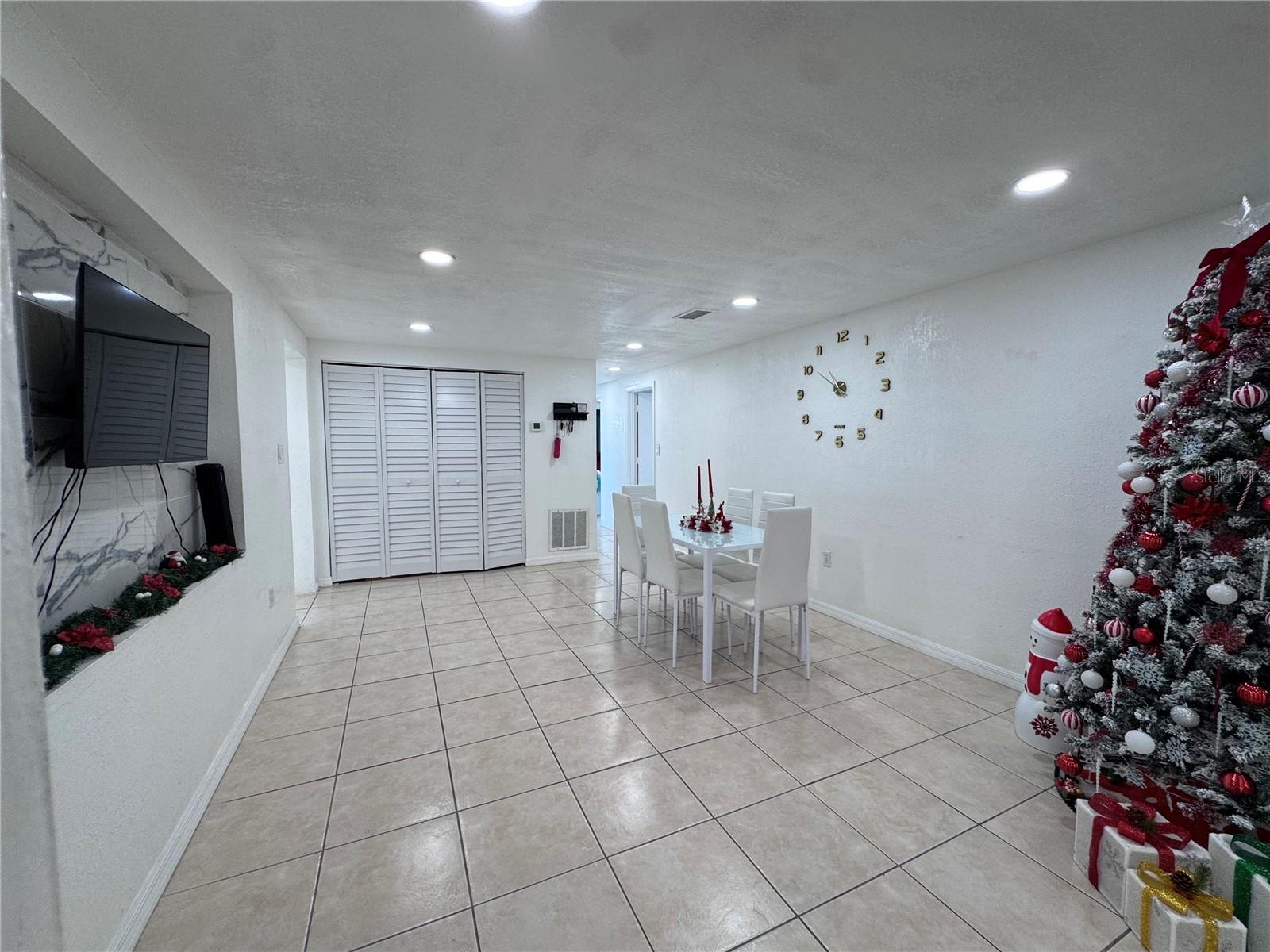 RIDGEWOOD ESTATES ADD 02 RESUB 01 - Residential