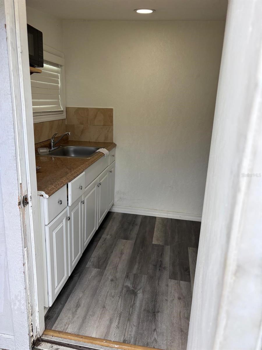 RIDGEWOOD ESTATES ADD 02 RESUB 01 - Residential