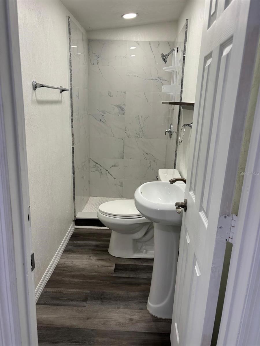 RIDGEWOOD ESTATES ADD 02 RESUB 01 - Residential