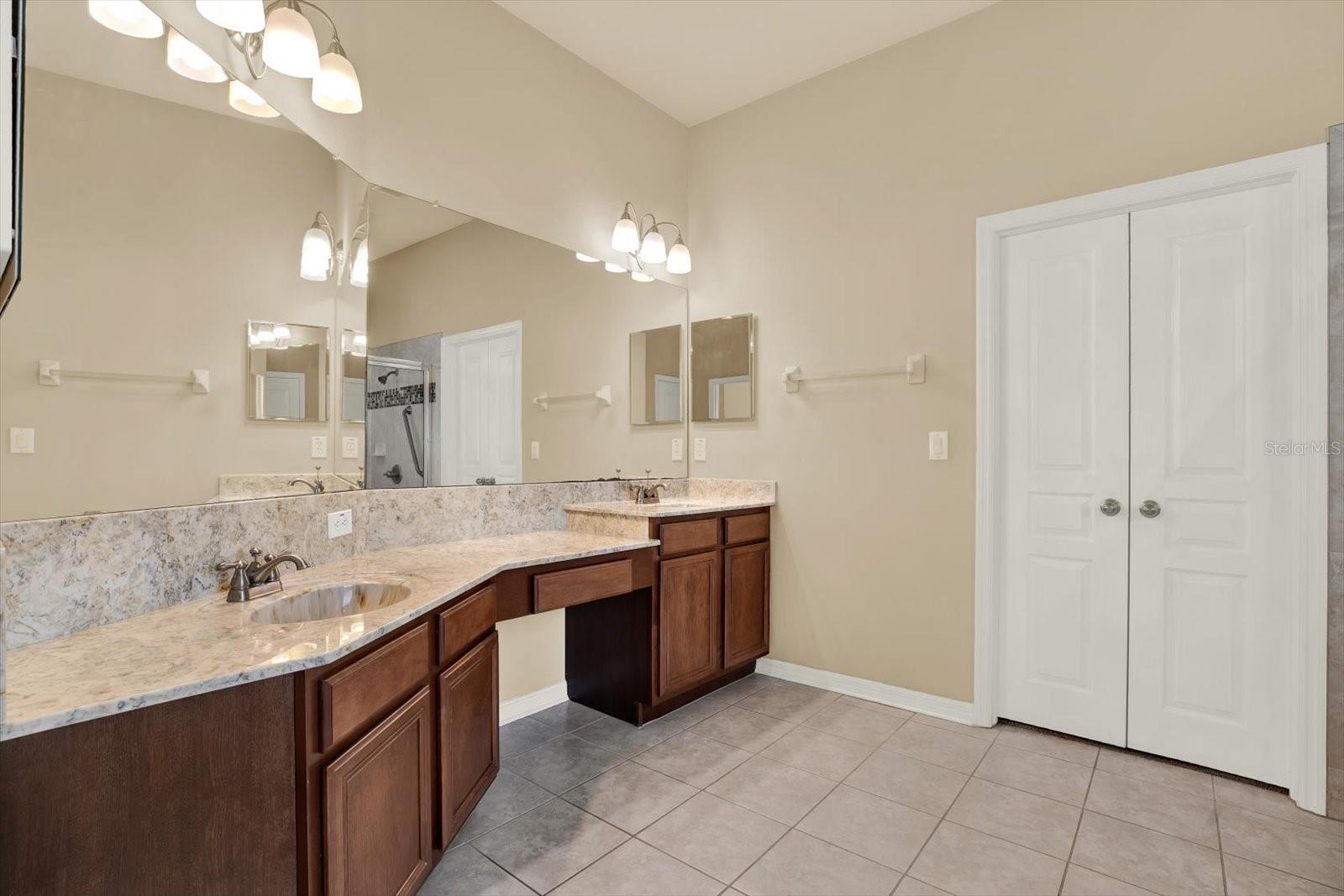 WILDERNESS LAKE PRESERVE - Residential