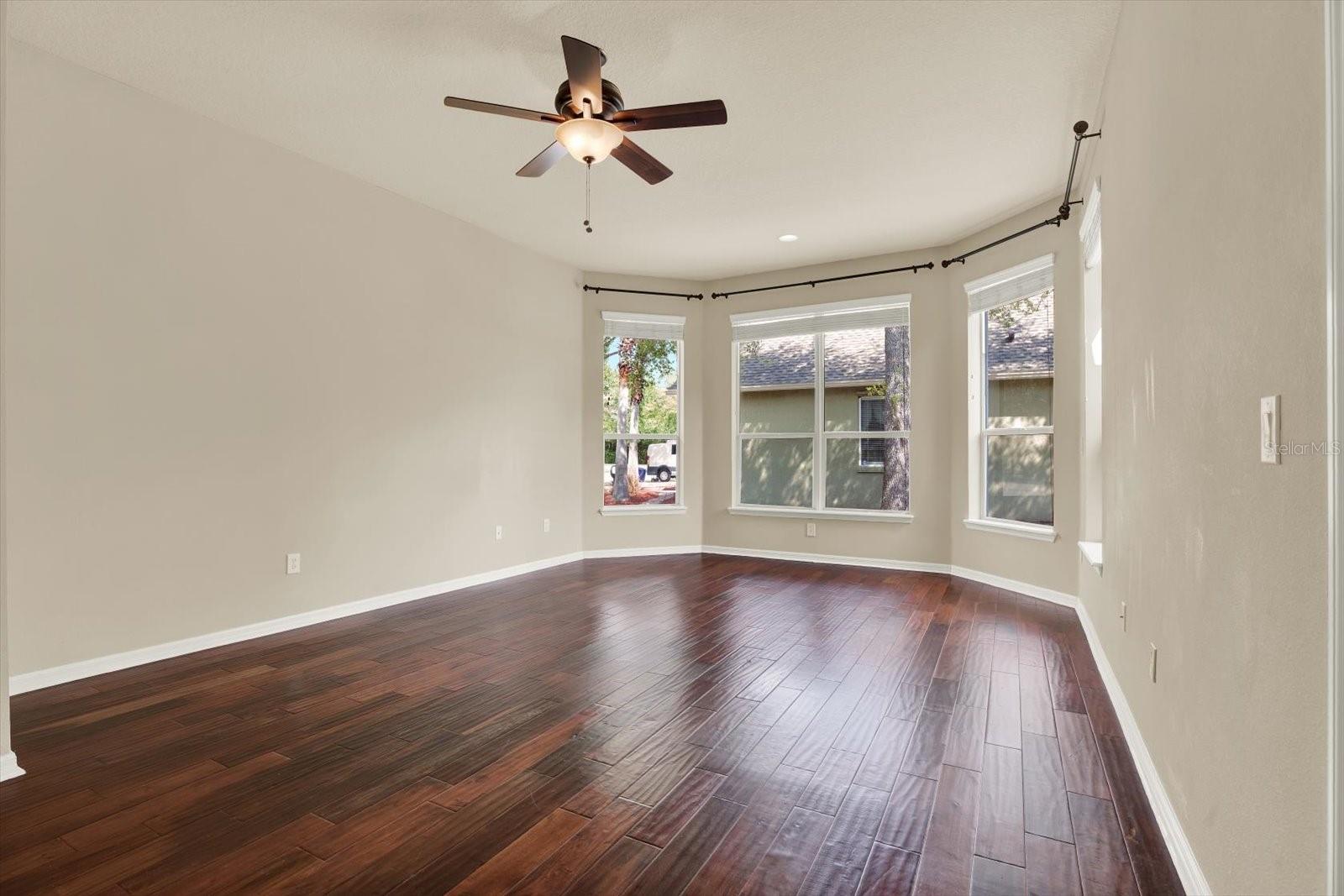 WILDERNESS LAKE PRESERVE - Residential