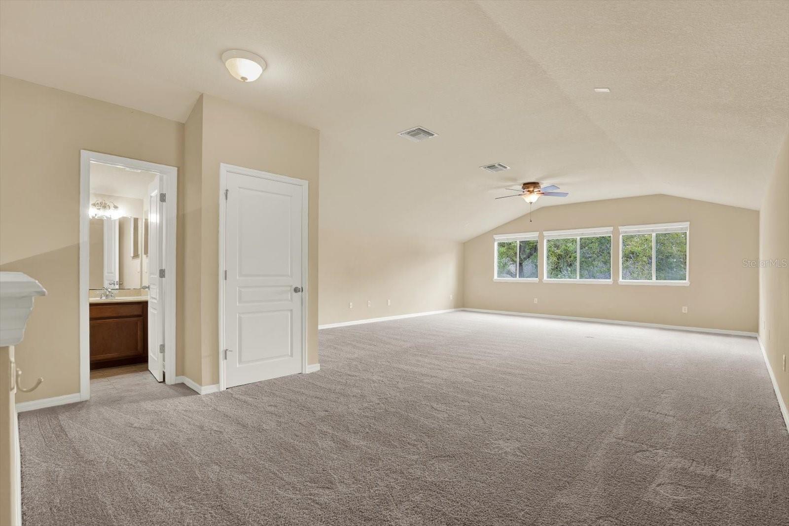 WILDERNESS LAKE PRESERVE - Residential