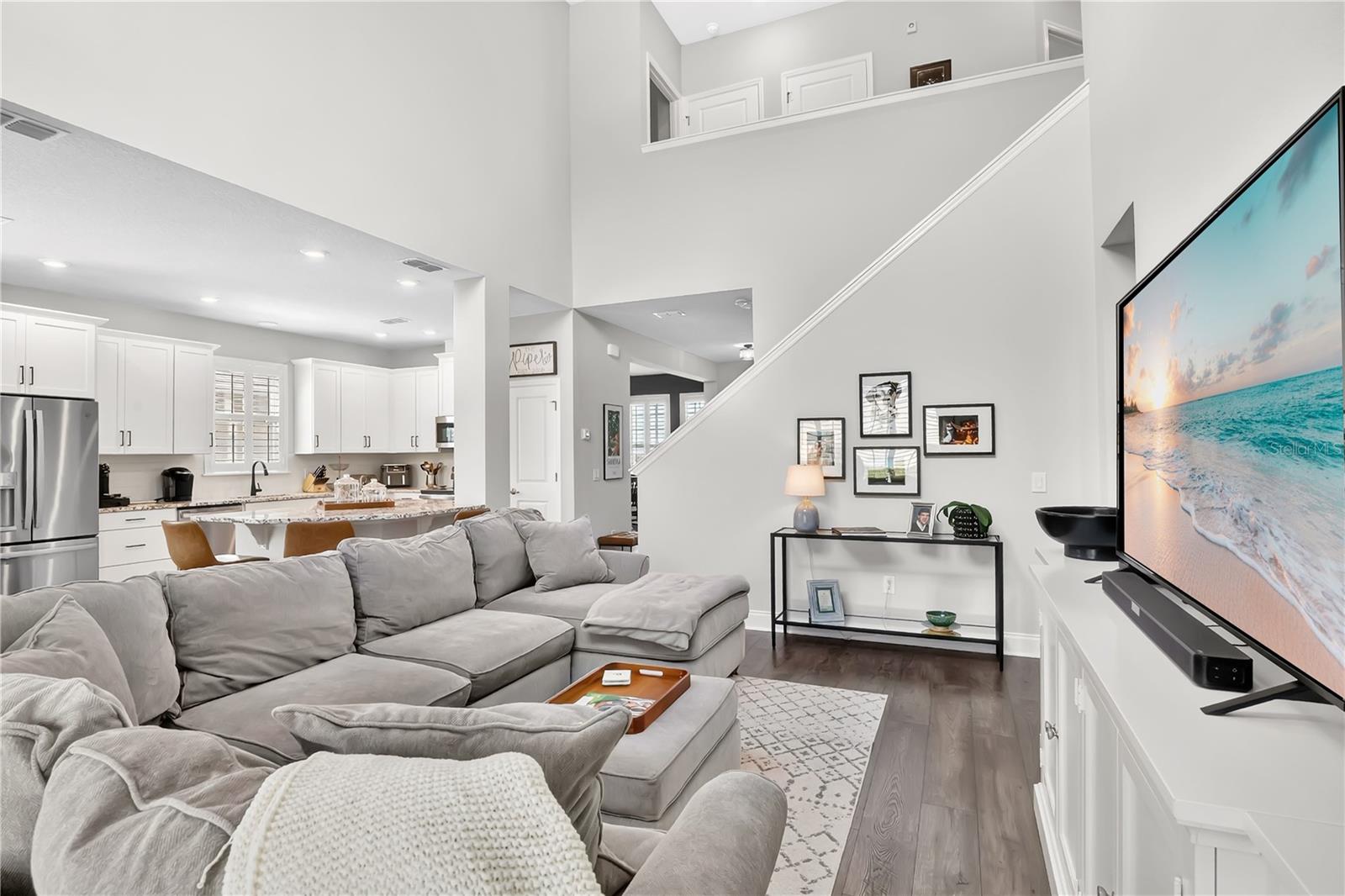 JOHNS LAKE LNDG PH 5 - Residential