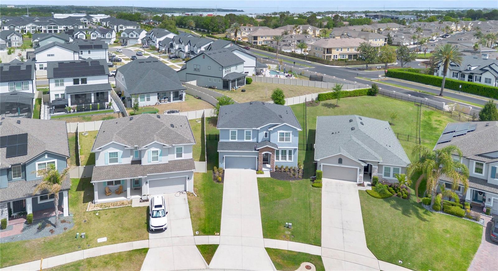 JOHNS LAKE LNDG PH 5 - Residential