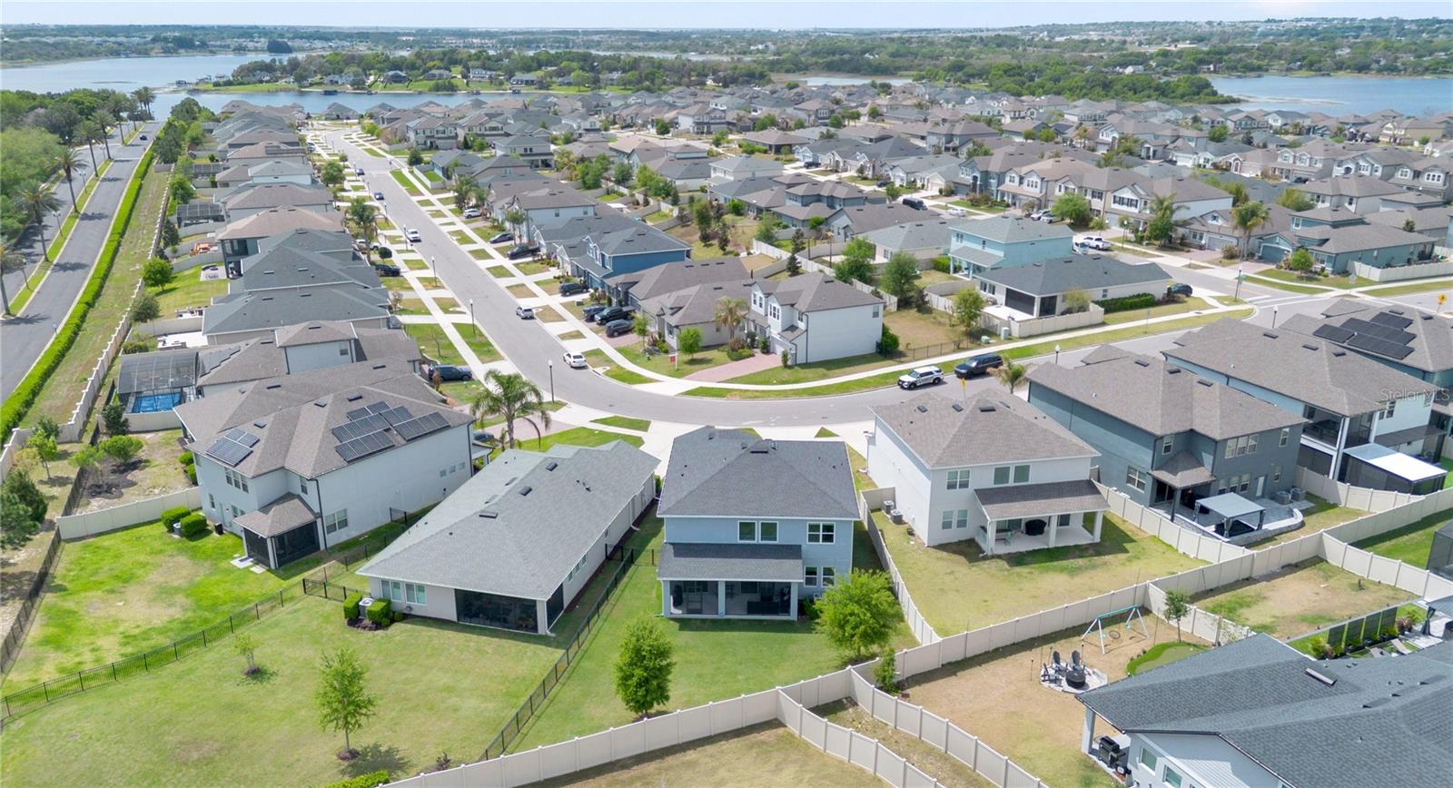 JOHNS LAKE LNDG PH 5 - Residential