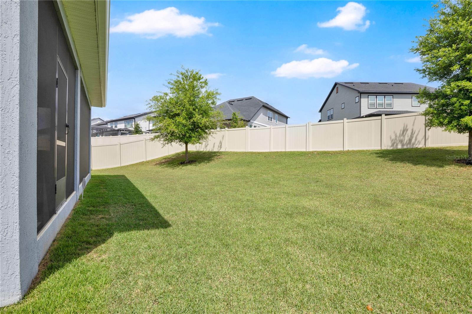 JOHNS LAKE LNDG PH 5 - Residential