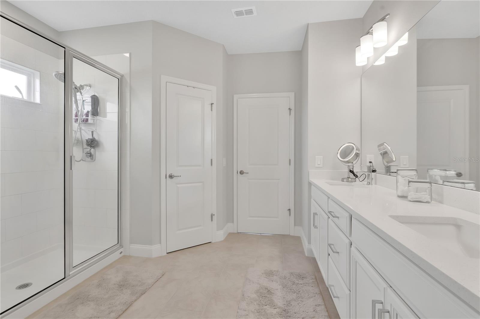 JOHNS LAKE LNDG PH 5 - Residential