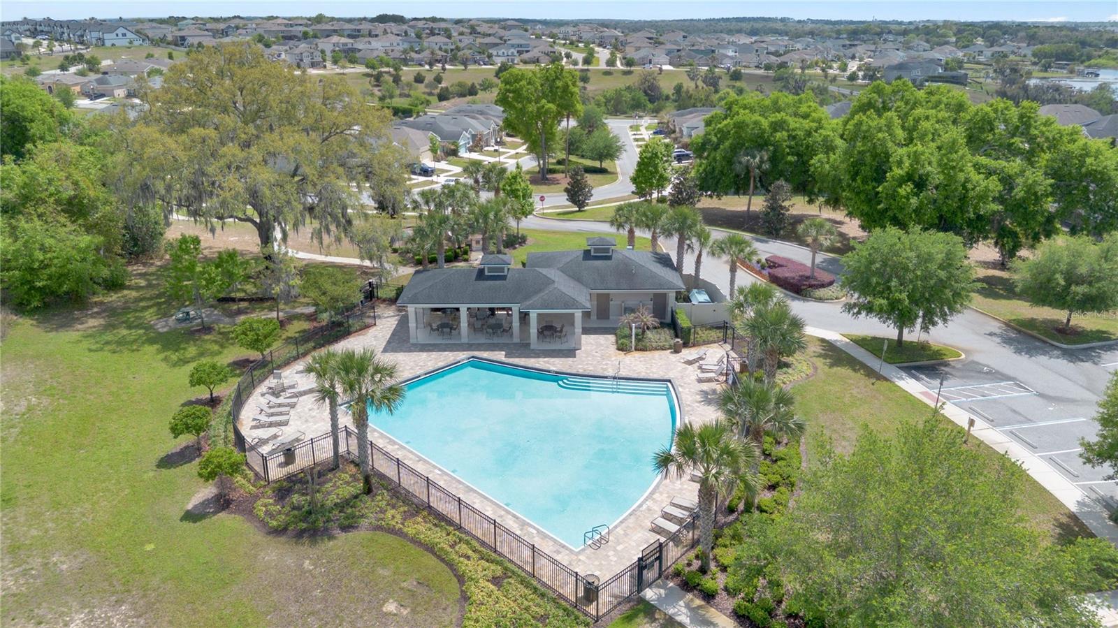 JOHNS LAKE LNDG PH 5 - Residential