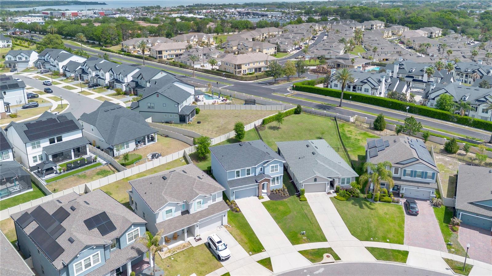 JOHNS LAKE LNDG PH 5 - Residential