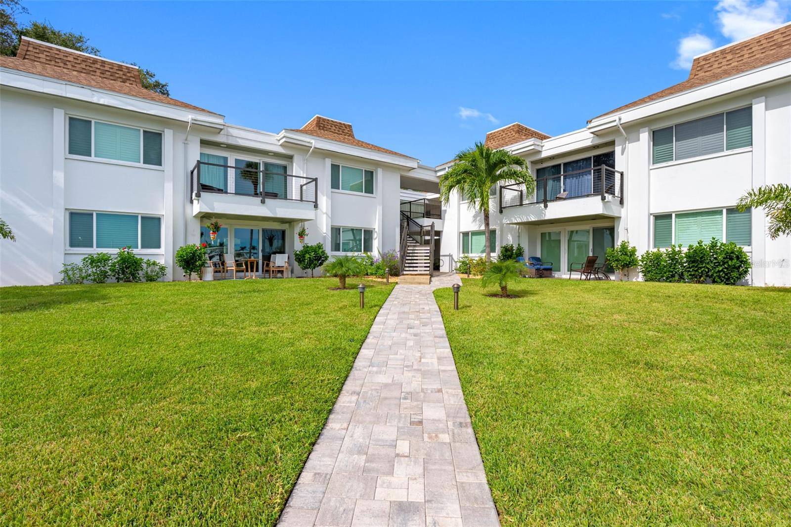 BAY ISLAND CONDO ISLAND ESTATES - Residential