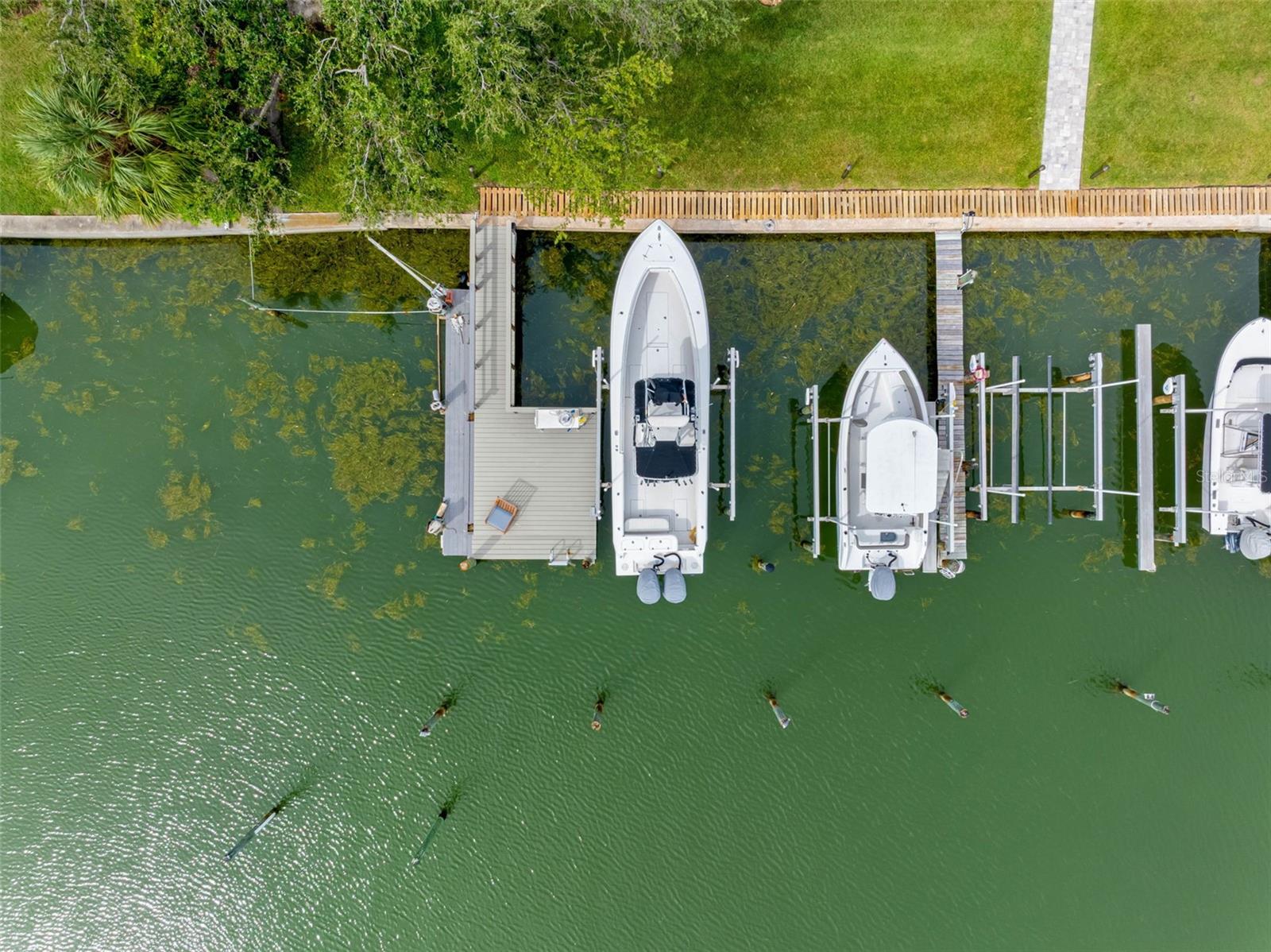 BAY ISLAND CONDO ISLAND ESTATES - Residential